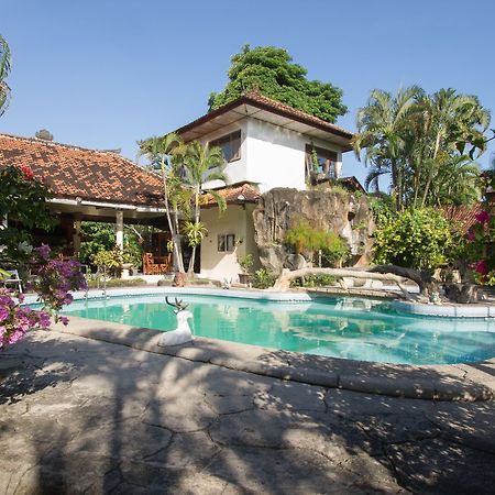 Hotel Bali Warma Denpasa Buitenkant foto
