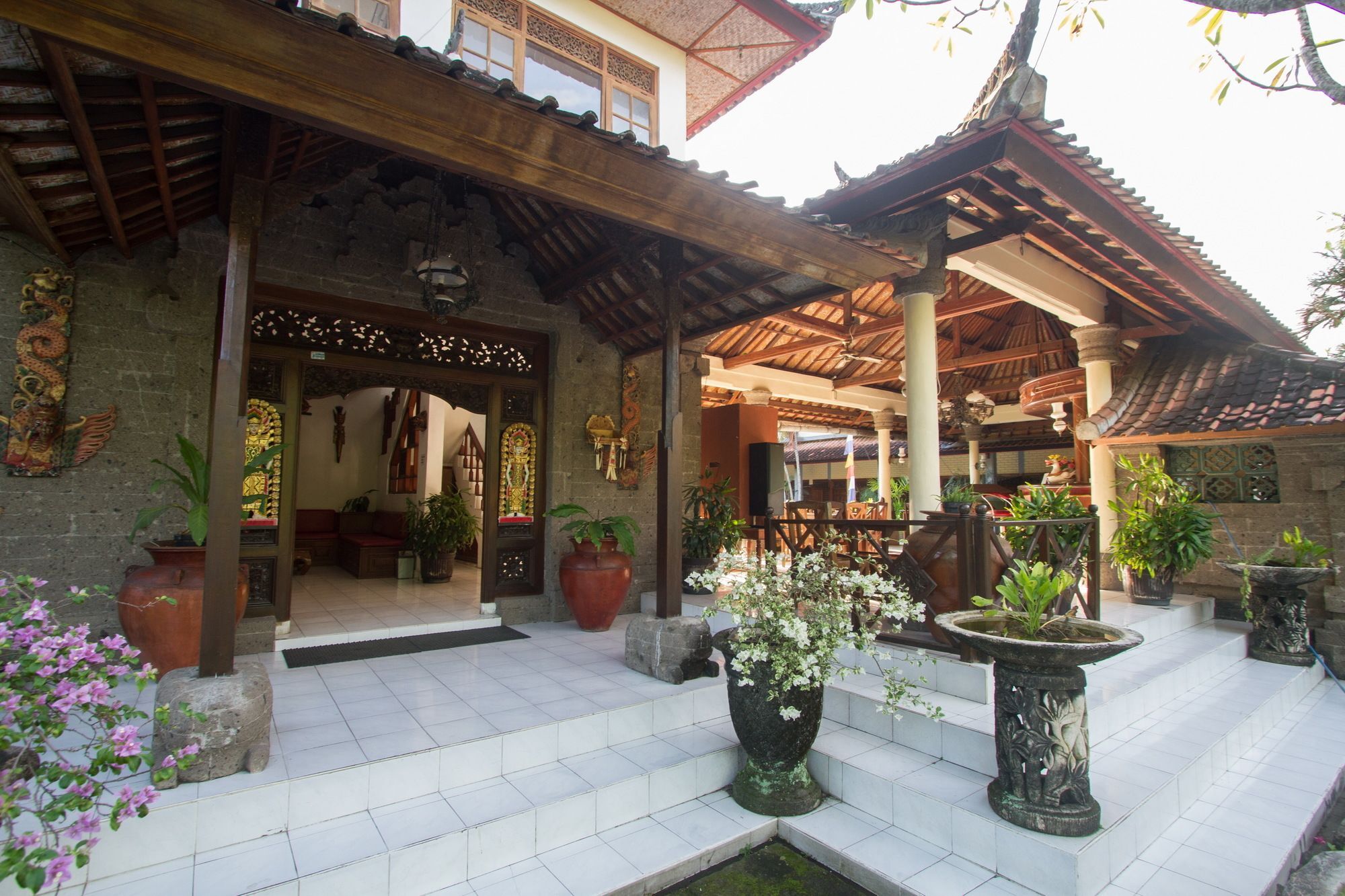 Hotel Bali Warma Denpasa Buitenkant foto